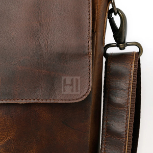 Sac messager vintage en cuir véritable, bandoulière réglable, fermeture à boucle, unisexe, usage quotidien, couleur unie, sac bandoulière - Product Image 3
