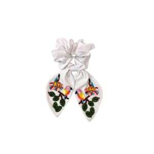 Coleteros de Playa Tropicales con Cuentas, Accesorio para el Cabello con Bordado a Mano, Coleteros de Playa Decorados a Mano - Product Image 4