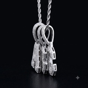Hip Hop, Mode Urbaine, Culture Rap de Rue, Rapper, Style de Vie de Luxe, Célébrité, Look Audacieux et Spectaculaire, Design de Lettres Serties de Moissanite - Product Image 4