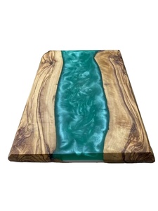 Taille personnalisée planche à découper en résine époxy et en bois d'olivier naturel fait à la main bloc à découper de cuisine coloré multifonction de luxe - Product Image 3