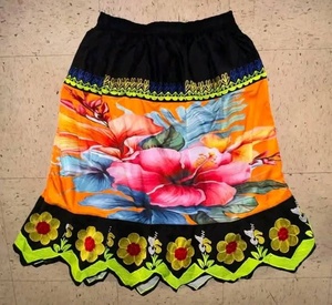Jupes mi-longues pour femmes, vintage, confortables, respirantes, avec broderie, tricotées, écologiques, 100% polyester, anti-rides - Product Image 1
