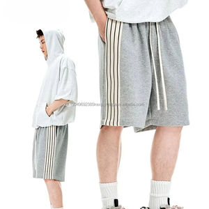 Shorts décontractés pour hommes Printemps-Été 2026 – Nouveaux shorts tricotés américains taille mi-haute avec rayures contrastées unies - Product Image 1