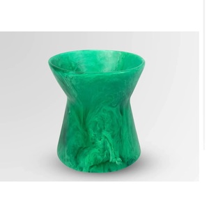 Ensemble de vases artistiques en résine écologique avec motif rayé, forme irrégulière, modelés à la main, décoration d'intérieur multicolore (rose, bleu, orange) - Product Image 5