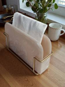Porte-serviettes en résine de luxe avec cadre métallique, organiseur de serviettes décoratif pour table, moderne, pour cuisine, salle à manger, restaurant, usage domestique - Product Image 1