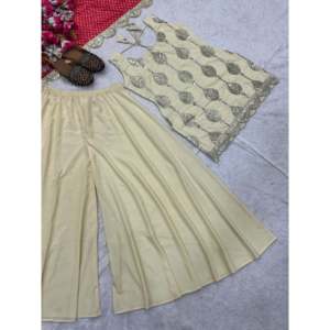 Ensemble de costumes brodés fantaisie pour femmes avec travail de séquence de codage - Product Image 6