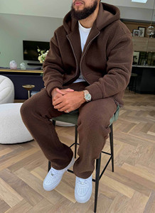 High Demand OEM Custom Logo Brown Drop Shoulder Men Sherpa Zip Hoodie Breathable Streetwear Hoodie For Men With Kangaroo Pockets - Product Image 5