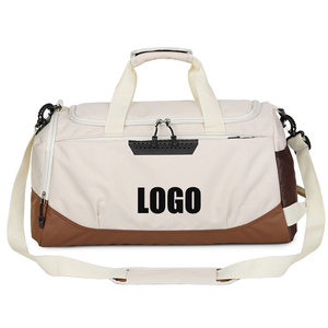 Sac de sport pour les voyages et les activités de plein air, design léger et durable, grand format, imperméable, avec bandoulière confortable - Product Image 4