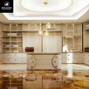 Commode à trois tiroirs de style italien, luxe léger, décoration de salon, buffet moderne minimaliste, pied de lit de chambre à coucher - Product Image 1