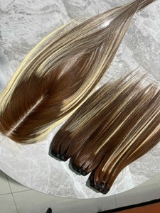 ผมต่อแบบเส้นตรง 100% ผมแท้เวียดนาม สีออมเบร น้ำตาลประกายบลอนด์ สีเปียโน ผมแท้แบบเป็นมัด - Product Image 1