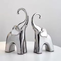 Sculpture Métallique Artisanale Moderne, Figurine Décorative pour Table de Salon, Durable et Écologique, Accent d'Intérieur
