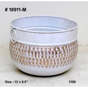 Jardinière en métal rustique style vintage, très demandée, pour jardin extérieur / Jardinière en métal - Product Image 2
