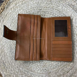 Portefeuille en cuir véritable fait main avec fermeture à bouton-pression, nouveau design, porte-cartes, pochette pliante pour femme, cadeau promotionnel - Product Image 6