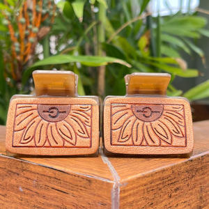 Mini pinzas para el pelo decorativas hechas a mano personalizadas, accesorios para el cabello de cuero grabado para mujeres con diseño artístico - Product Image 5