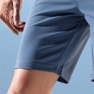 Shorts d'été contemporains pour hommes très demandés, confortables, avec cordon de serrage à la taille, en tissu doux au toucher, pour les vacances et les tenues décontractées en extérieur - Product Image 5