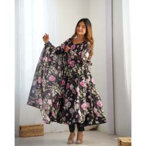 Hermoso vestido de fiesta talla XS Anarkali con Dupatta - Product Image 3