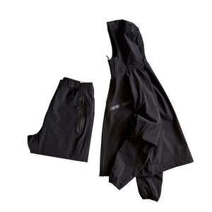 Ensemble veste et short zippé de haute qualité avec logo personnalisé, veste coupe-vent et ensemble short - Product Image 4