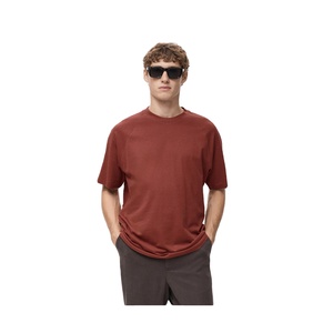 Camiseta de Alta Calidad 100% Algodón con Logotipo Personalizado, Corte Holgado, de Lujo, para Hombre - Product Image 1