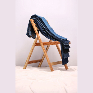 Pantalon en jean ample et déchiré pour homme, coupe vintage délavée bleue, jambe large, vente en gros - Product Image 4