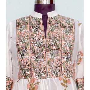 Robe longue en coton faite main, respirante, décontractée, vintage, pour l'été, à porter au quotidien, coupe ample, imprimé floral, col en V, manches longues, taille naturelle - Product Image 2