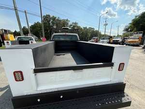 Camión Tractor de Alto Rendimiento, 6x4, Cabina con Cama, Diésel, para Transporte de Mercancías a Larga Distancia y Carga a Granel - Product Image 3