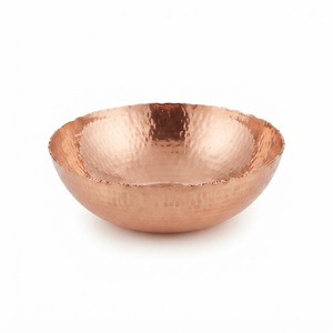 Bol en cuivre pur en gros pour la vaisselle d'hôtel de luxe, bol de service artisanal martelé à la main, ustensiles de cuisine indiens faits à la main en gros - Product Image 4