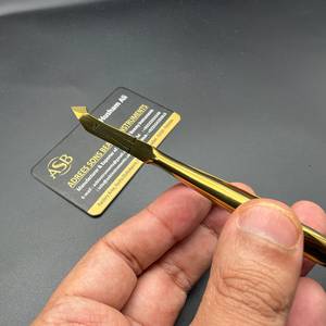 Pince à cuticules dorée avec joint en acier inoxydable, taille de mâchoire 6 mm, outil de soin des ongles, manucure, éliminateur de peaux mortes - Product Image 2