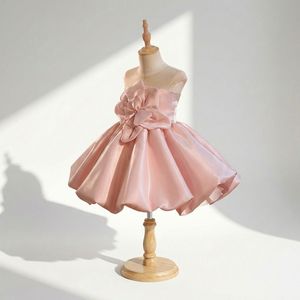 ชุดเดรสเจ้าหญิงผ้าซาตินสไตล์เกาหลีสำหรับเด็กผู้หญิงอายุ 0-3 ปี ผลิตขายส่งสำหรับงานปาร์ตี้ฤดูร้อน - Product Image 3