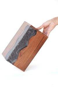 Boîte à mouchoirs vintage en bois faite à la main avec découpe en forme de cœur, support sur pied pour la maison, les tables à manger et les tables basses - Product Image 6