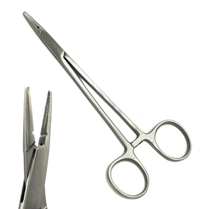 Instrumentos Quirúrgicos de Acero Inoxidable de Alta Calidad para Cirugía Menor: Pinzas Hemostáticas Kelly, Tijeras para Iris, Pinzas Adson, Bisturí - Product Image 3
