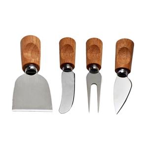 Coupe-beurre 4 pièces manche en bois acier inoxydable épandeur à fromage ensemble Restaurant outil de luxe pour fromage coupe-beurre - Product Image 1