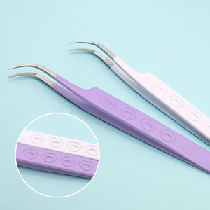 Pinzas Profesionales de Acero Inoxidable para Extensión de Pestañas, con Punta Dentada y Agarre de Diamante, Diseño Preciso y Fino, Opción de Logotipo Personalizado - Product Image 2