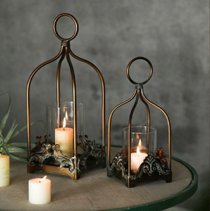 Modern minimalist gold <b>arch</b> candle stands with textured hammered metal <b>frames</b> & elevated platforms. Available at wholesale price - Product Image 3
