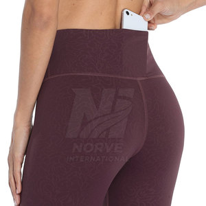 เลกกิ้งสตรีสุดหรูทำจากผ้ายืดเรียบสำหรับใช้ในชีวิตประจำวัน - Product Image 5