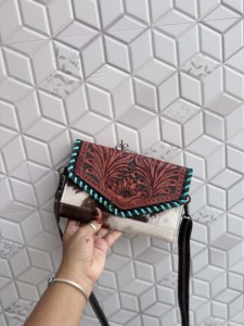 Cartera de cuero tallada a mano de diseñador, funda de teléfono de embrague, carteras de cuero de vaca con estilo, Cartera de Color turquesa para mujer - Product Image 4