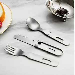 <span class=keywords><strong>Set</strong></span> di posate tre in uno da esterno: coltello, forchetta e cucchiaio, portatile per campeggio ed escursioni - Product Image 3