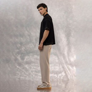 T-shirt d'été décontracté pour homme, coupe ample, 100 % coton, avec surpiqûres contrastées, poche avant intégrale, coupe régulière, respirant, 220g, tendance 2026 - Product Image 4