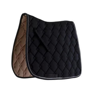 ชุดอุปกรณ์ขี่ม้าคุณภาพสูง สีเขียวฮันเตอร์ แผ่นรองอาน ผ้าพันขาสำหรับโปโล ไส้ใยโพลีเอสเตอร์ ที่คลุมหูม้า - Product Image 6