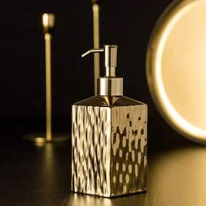 Distributeur de savon en laiton de qualité supérieure fait main, finition métallique, pour salle de bain, distributeur de mousse liquide pour usage en salle de bain - Product Image 1