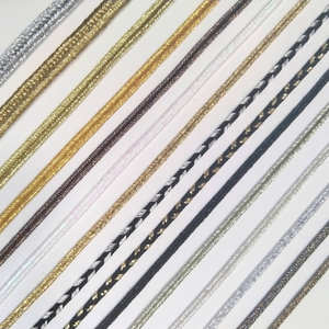 Fil plat en polyester de 4 mm, cordon métallique tressé de luxe pour vêtements, travaux d'aiguille et artisanat - Or - Product Image 1