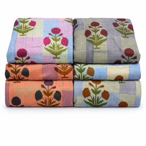 Tela Popelina de Algodón 100% Peinado, Ligera, Transpirable, Absorbente de Humedad, Ecológica y Orgánica, Estampada Le Souvenirs - Product Image 1