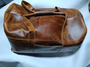 Sac de voyage en cuir véritable de luxe, fermeture éclair tendance, sac de voyage durable pour une nuit - Product Image 2