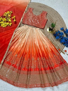ชุดเลเฮนกาโชลีสีส้มแบบดั้งเดิมสำหรับเด็กผู้หญิง พร้อมงานปัก สำหรับใส่ในงานแต่งงาน ทรงปกติ - Product Image 4