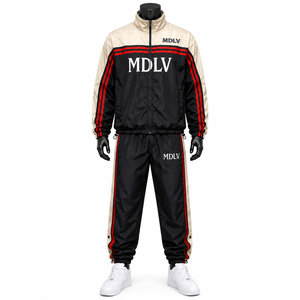 Conjunto Deportivo Impermeable y Cortavientos Personalizado Premium, 100% Poliéster, para Hombre y Mujer, Corte Holgado, para Invierno, OEM - Product Image 2