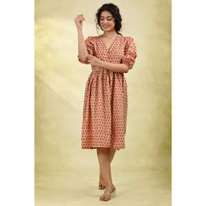 Vestido Midi Estampado 100% Algodón Ecológico para Mujer, Color Durazno, con Botones al Frente, Mangas Abullonadas, Cintura Natural, Ligero, para Verano - Product Image 4