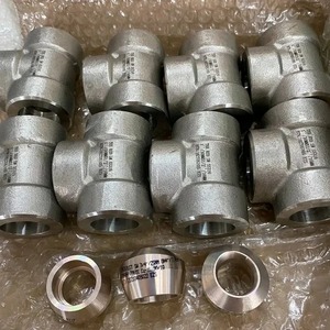 Conector Industrial de Alta Presión, Conexión en T de Acero Inoxidable Forjado, Norma ASME B16.11 - Product Image 1
