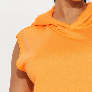 Conjunto de Sudadera sin Mangas con Capucha y Pantalones Cortos para Mujer, Color Naranja, Estilo Casual, Dos Piezas, Corte Holgado, Color Sólido, Tejido de Punto, Ropa Deportiva - Product Image 3