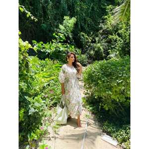 เดรสยาวผ้าฝ้ายแท้เนื้อนุ่ม น้ำหนักเบา ระบายอากาศได้ดี คอวี แขนพอง ลายมัดย้อม สีสันปรับแต่งได้ 100% ระบายอากาศได้ดี - Product Image 4