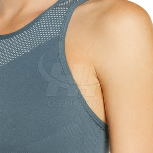 Soutien-gorge de sport pour femme en matériau durable, haute qualité, à prix abordable - Grande Vente - Product Image 3