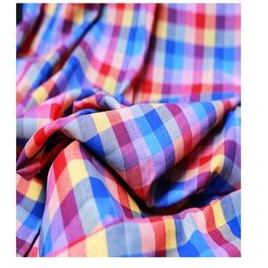 Tela de algodón Khadi teñida de primera calidad, tela de algodón Khadi para vestidos de diseñador, por fabricante, a precio de mayoreo. - Product Image 1