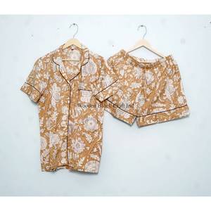 Hermoso y elegante conjunto de pijama corto de algodón hecho a mano en India, con estampado digital vintage, suave, para dormir, para mujer, primavera-verano - Product Image 2